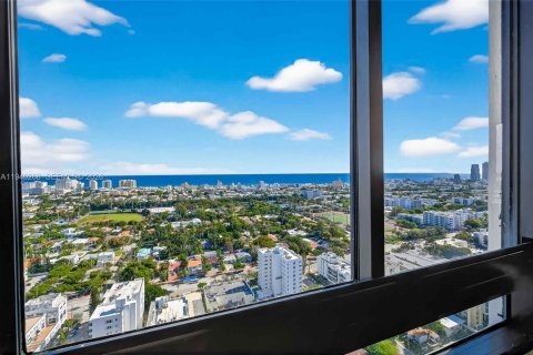 Купить кондоминиум в Майами-Бич, Флорида 2 спальни, 117.24м2, № 2003559 - фото 23