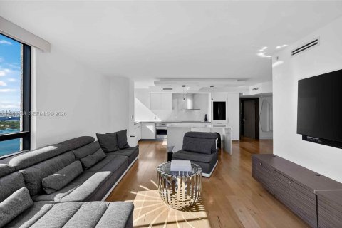 Купить кондоминиум в Майами-Бич, Флорида 2 спальни, 117.24м2, № 2003559 - фото 4