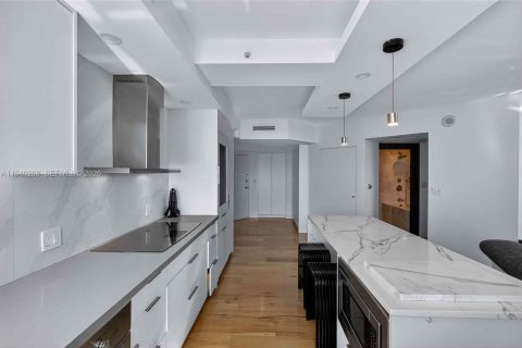 Купить кондоминиум в Майами-Бич, Флорида 2 спальни, 117.24м2, № 2003559 - фото 14