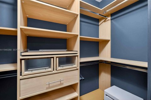 Купить кондоминиум в Майами-Бич, Флорида 2 спальни, 117.24м2, № 2003559 - фото 21