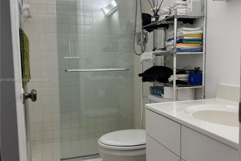 Купить кондоминиум в Майами, Флорида 2 спальни, 78.04м2, № 2033678 - фото 10