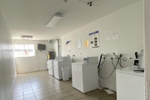 Купить кондоминиум в Майами, Флорида 2 спальни, 78.04м2, № 2033678 - фото 19