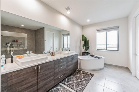 Villa ou maison à vendre à Ave Maria, Floride: 4 chambres № 1985008 - photo 28