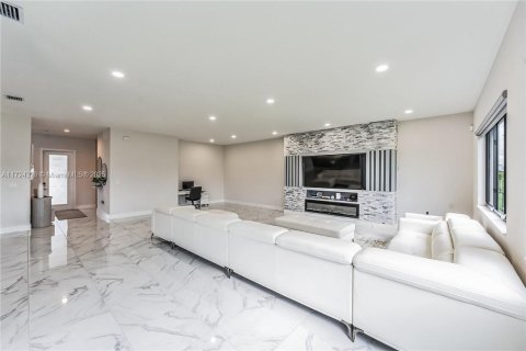 Villa ou maison à vendre à Ave Maria, Floride: 4 chambres № 1985008 - photo 16