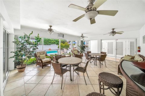 Condo in Key Biscayne, Florida, 3 bedrooms  № 1737939 - photo 28