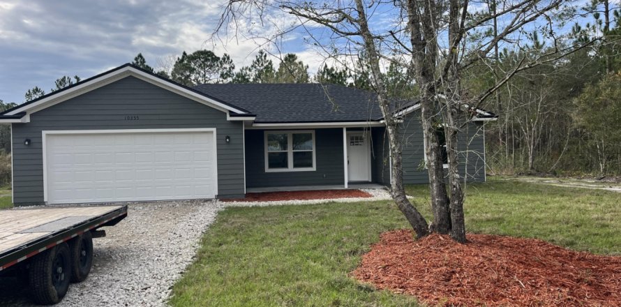 House in Hastings, Florida 3 bedrooms, 120.77 sq.m. № 889663