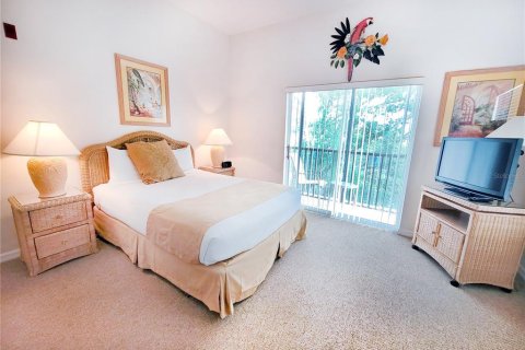 Condo in Davenport, Florida, 3 bedrooms  № 556567 - photo 12