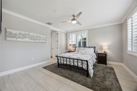 Townhouse in Winter Garden, Florida 3 bedrooms, 208.29 sq.m. № 2220491 - photo 19