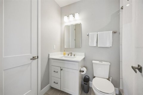 Townhouse in Winter Garden, Florida 3 bedrooms, 208.29 sq.m. № 2220491 - photo 27
