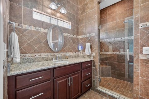 House in Daytona Beach, Florida 5 bedrooms, 512.91 sq.m. № 2360703 - photo 30