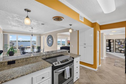 House in Daytona Beach, Florida 5 bedrooms, 512.91 sq.m. № 2360703 - photo 14