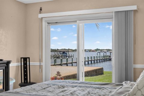 House in Daytona Beach, Florida 5 bedrooms, 512.91 sq.m. № 2360703 - photo 21