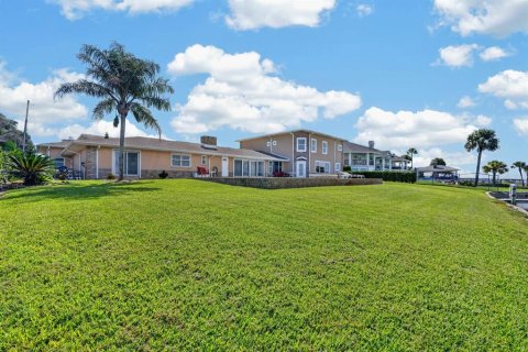 House in Daytona Beach, Florida 5 bedrooms, 512.91 sq.m. № 2360703 - photo 5