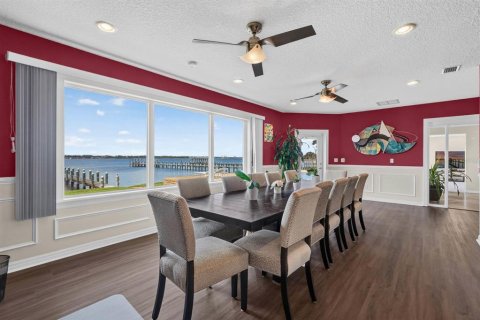 House in Daytona Beach, Florida 5 bedrooms, 512.91 sq.m. № 2360703 - photo 18