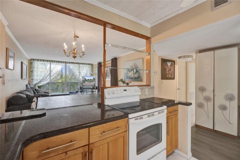 Copropriété à louer à Hallandale Beach, Floride: 2 chambres, 111.48 m2 № 2052639 - photo 26