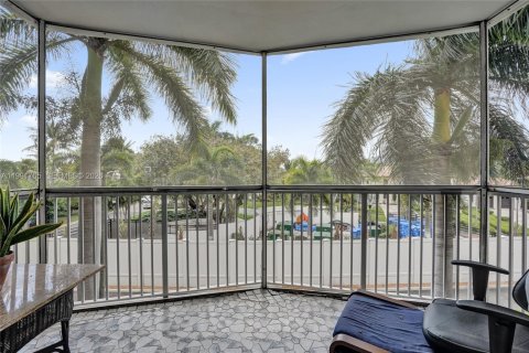 Copropriété à louer à Hallandale Beach, Floride: 2 chambres, 111.48 m2 № 2052639 - photo 15
