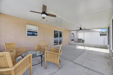 House in Riverview, Florida 4 bedrooms, 278.52 sq.m. № 2097076 - photo 16