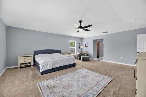 House in Riverview, Florida 4 bedrooms, 278.52 sq.m. № 2097076 - photo 24