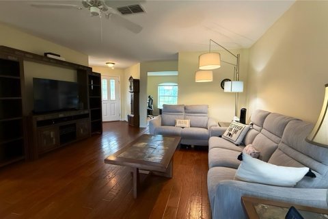 House in Ocala, Florida 2 bedrooms, 139.73 sq.m. № 1780803 - photo 14