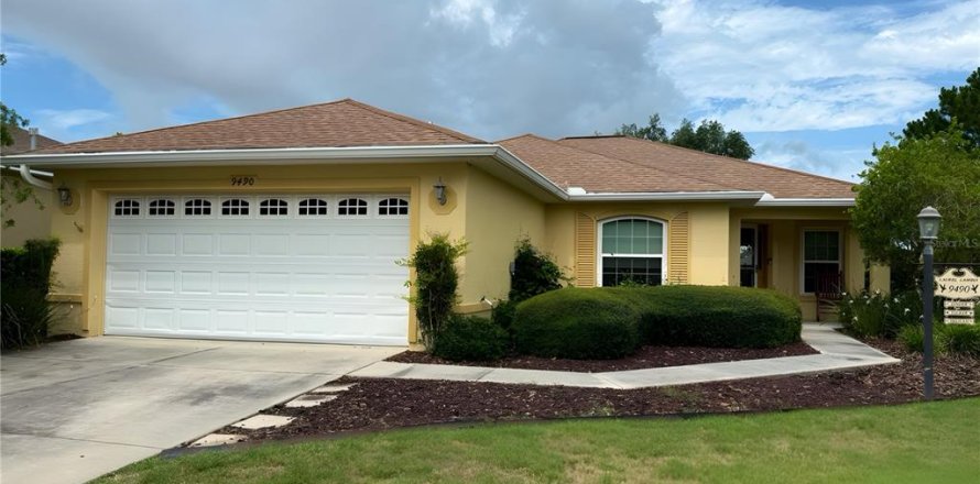 House in Ocala, Florida 2 bedrooms, 139.73 sq.m. № 1780803