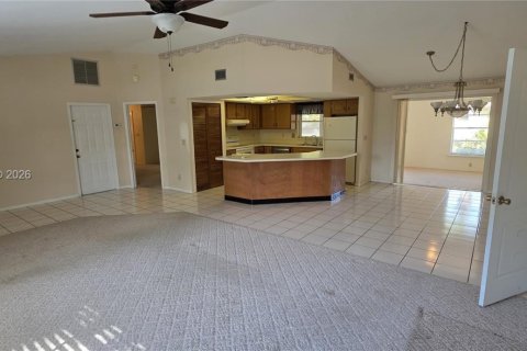 Villa ou maison à vendre à Lehigh Acres, Floride: 3 chambres № 2005755 - photo 7