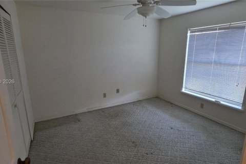 Villa ou maison à vendre à Lehigh Acres, Floride: 3 chambres № 2005755 - photo 15