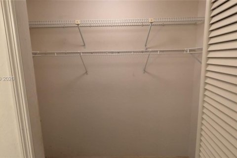 Villa ou maison à vendre à Lehigh Acres, Floride: 3 chambres № 2005755 - photo 11