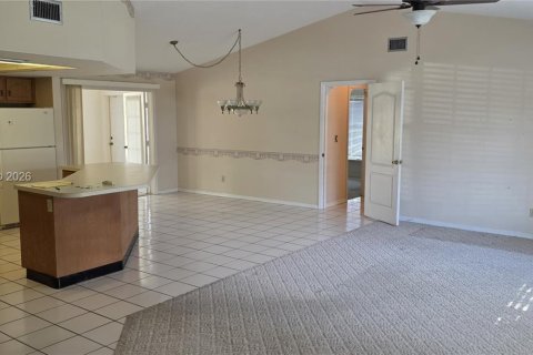 Villa ou maison à vendre à Lehigh Acres, Floride: 3 chambres № 2005755 - photo 8