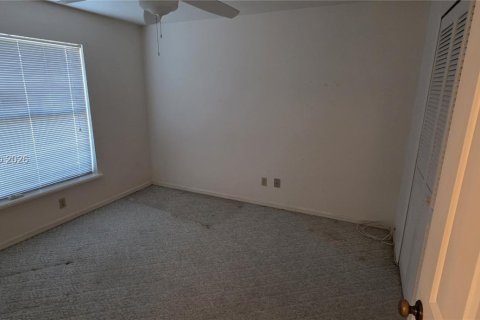 Villa ou maison à vendre à Lehigh Acres, Floride: 3 chambres № 2005755 - photo 17