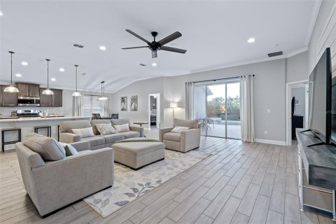 Villa ou maison à vendre à Bunnell, Floride: 3 chambres, 219.34 m2 № 1907919 - photo 17