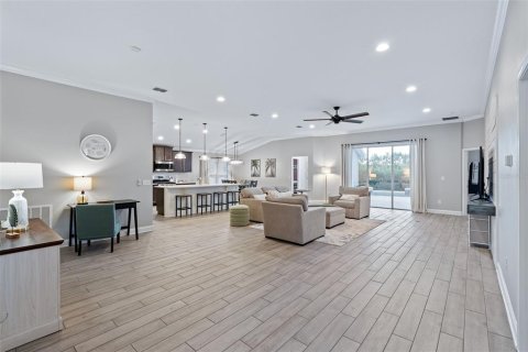 Villa ou maison à vendre à Bunnell, Floride: 3 chambres, 219.34 m2 № 1907919 - photo 11