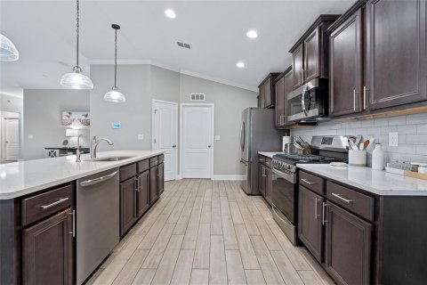 Villa ou maison à vendre à Bunnell, Floride: 3 chambres, 219.34 m2 № 1907919 - photo 5
