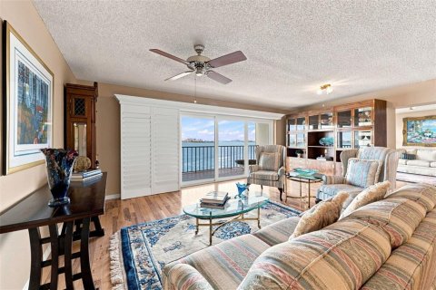 Condominio en venta en Clearwater, Florida, 2 dormitorios, 201.6 m2 № 2345077 - foto 26