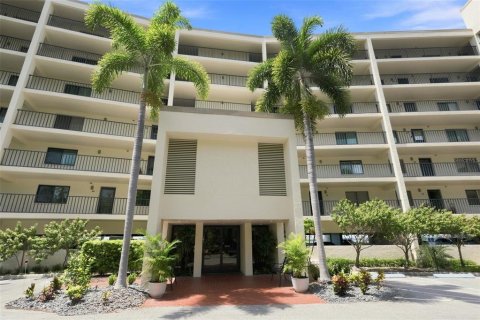 Condominio en venta en Clearwater, Florida, 2 dormitorios, 201.6 m2 № 2345077 - foto 9