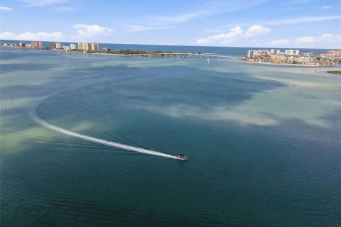 Condominio en venta en Clearwater, Florida, 2 dormitorios, 201.6 m2 № 2345077 - foto 2