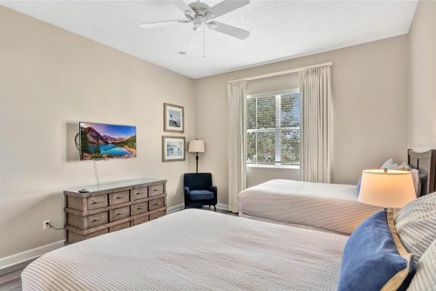 House in Four Corners, Florida 4 bedrooms, 213.3 sq.m. № 1063345 - photo 11
