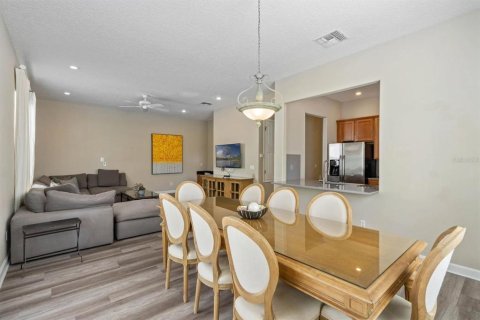 House in Four Corners, Florida 4 bedrooms, 213.3 sq.m. № 1063345 - photo 28
