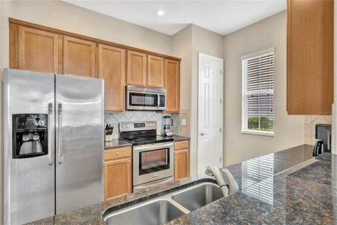 House in Four Corners, Florida 4 bedrooms, 213.3 sq.m. № 1063345 - photo 8