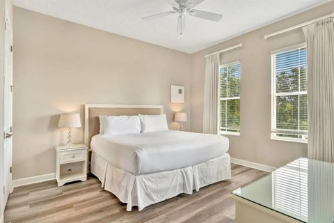 House in Four Corners, Florida 4 bedrooms, 213.3 sq.m. № 1063345 - photo 24