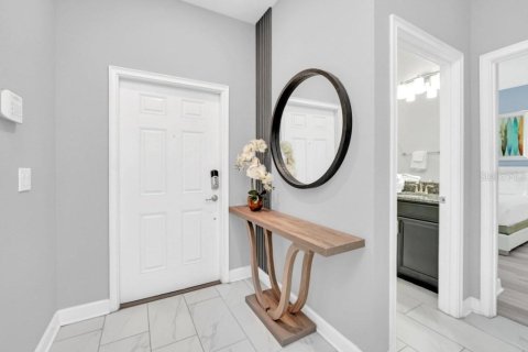 Touwnhouse à vendre à Kissimmee, Floride: 4 chambres, 177.81 m2 № 2118257 - photo 2