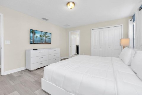 Touwnhouse à vendre à Kissimmee, Floride: 4 chambres, 177.81 m2 № 2118257 - photo 16