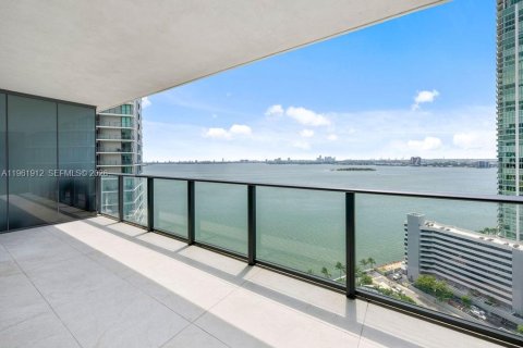 Condo in Miami, Florida, 2 bedrooms  № 2026852 - photo 6