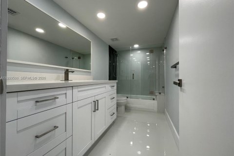 Condo in Davie, Florida, 2 bedrooms  № 2064336 - photo 16