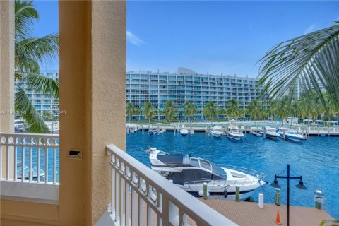 Купить кондоминиум в Авентура, Флорида 3 спальни, 126.81м2, № 2047239 - фото 3