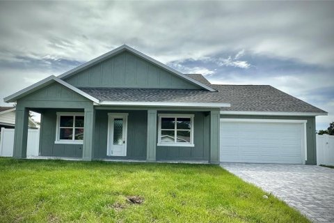 House in Tampa, Florida 3 bedrooms, 174.47 sq.m. № 1853481 - photo 1