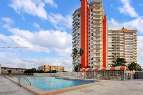 Copropriété à louer à Miami, Floride: 1 chambre, 79.99 m2 № 2078830 - photo 19