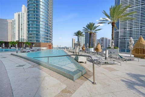Condominio en venta en Miami, Florida, 1 dormitorio, 76.37 m2 № 1937728 - foto 27