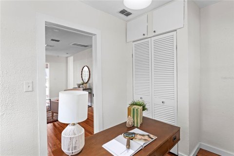 Casa en alquiler en Saint Petersburg, Florida, 2 dormitorios, 79.34 m2 № 2280205 - foto 20