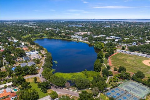 Casa en alquiler en Saint Petersburg, Florida, 2 dormitorios, 79.34 m2 № 2280205 - foto 3