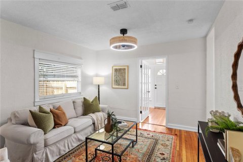 Casa en alquiler en Saint Petersburg, Florida, 2 dormitorios, 79.34 m2 № 2280205 - foto 8
